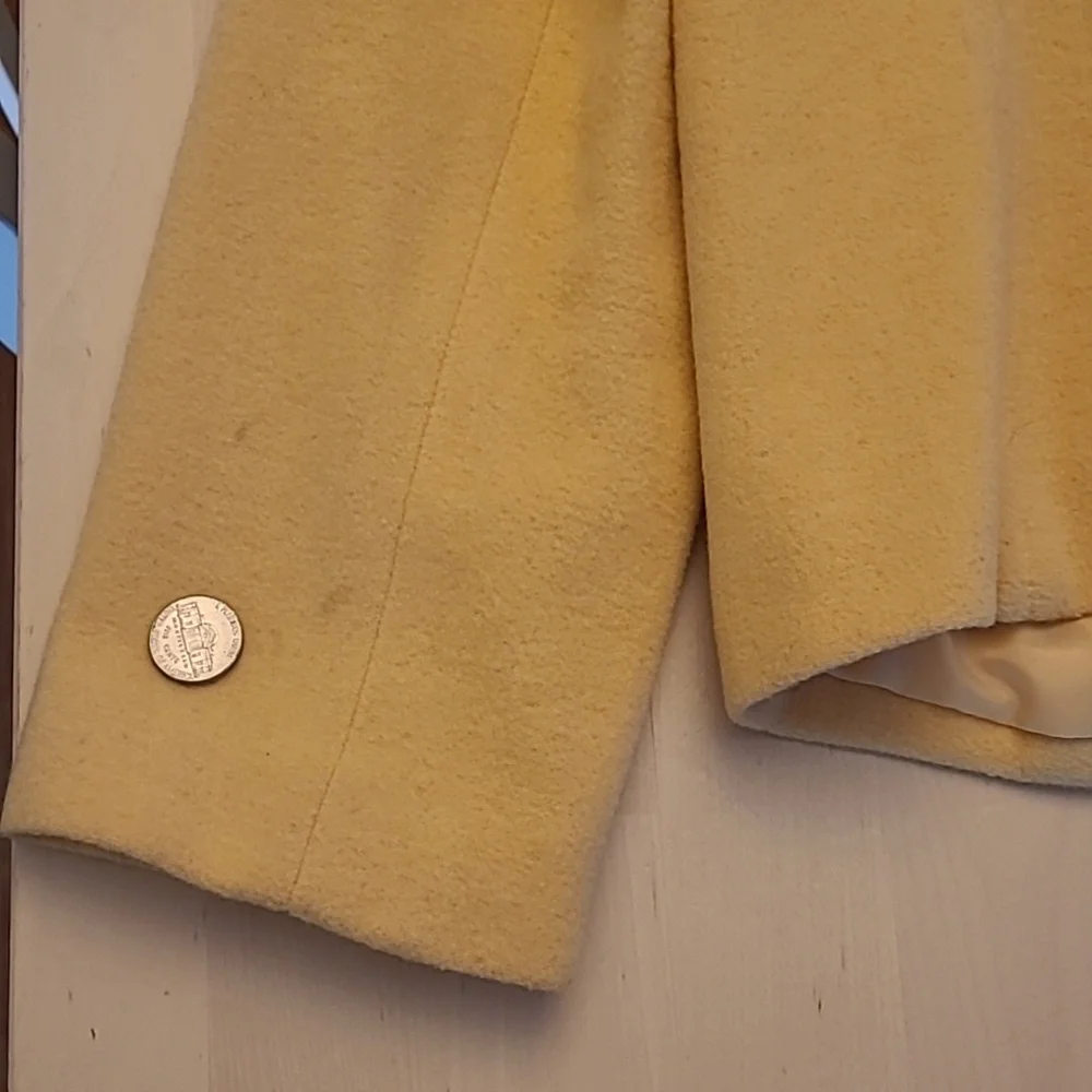 EUC VTG Requirements Butter Yellow Mock Neck Wool/Vicose Blazer with Pockets - Picture 8 of 10